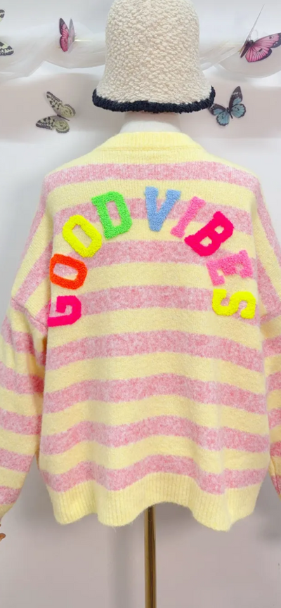 Pull/Cardigan good vibes