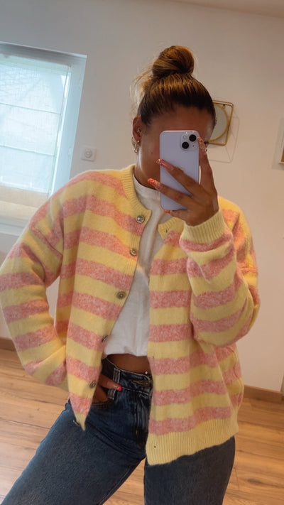 Pull/Cardigan good vibes